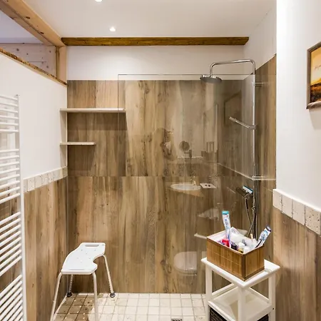 Apartment 5 Sterne Mit 2 Schlafzimmer, 2 Baeder, Badewanne Und Eigener Infrarotsauna