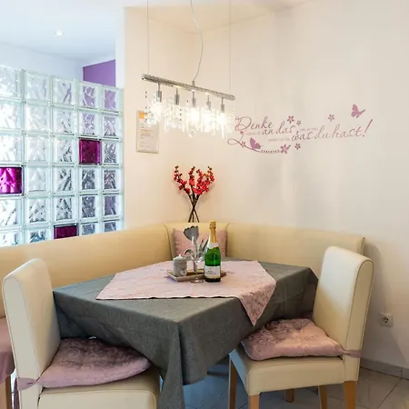 5 Sterne Mit 2 Schlafzimmer, 2 Baeder, Badewanne Und Eigener Infrarotsauna Apartment *